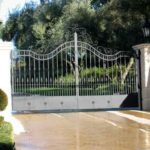 How to Maintain Solar-Powered Gates